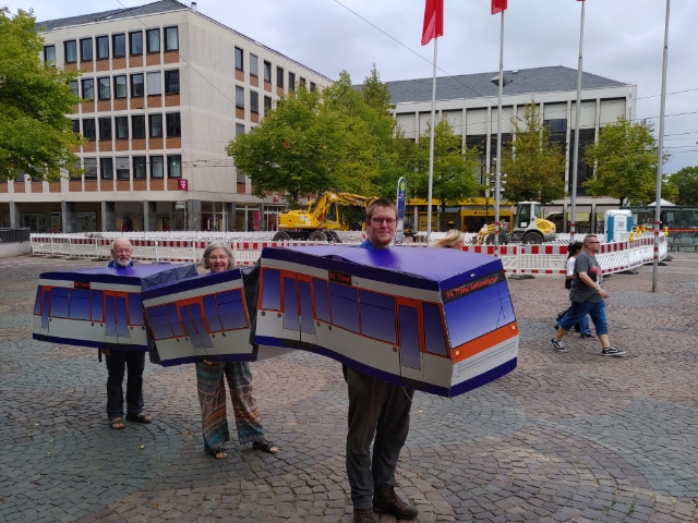 Tragbare Straßenbahn auf dem Luisenplatz