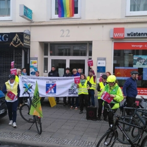 Demo vor der FDP-Geschäftsstelle in Darmstadt